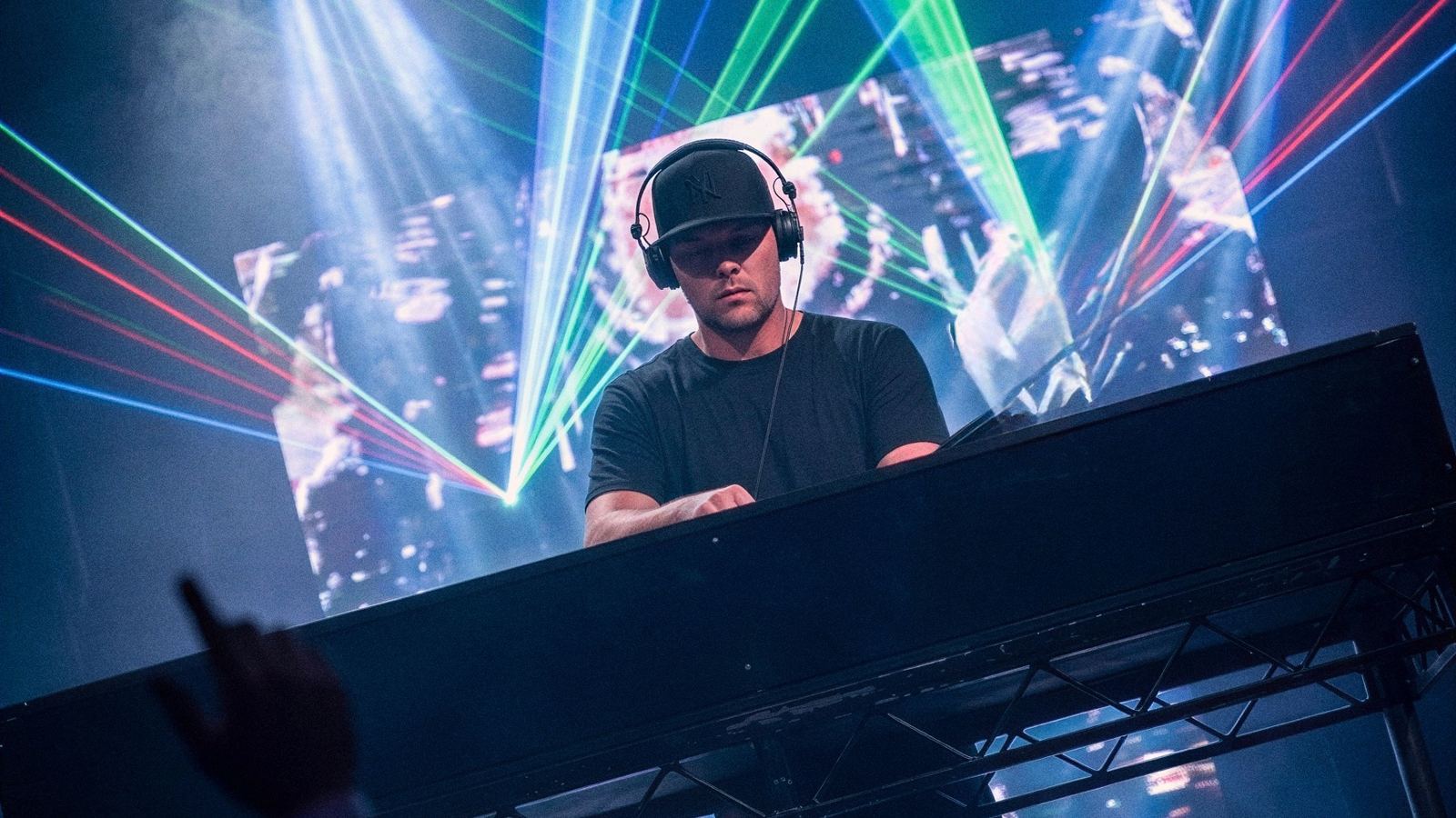Ben Rowe — dj press photo